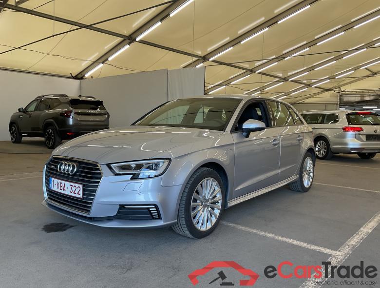 AUDI A3 Sportback Audi A3 Sportback Sport 1.4 TFSI e-tron  150(204) kW(ch) S tronic #1