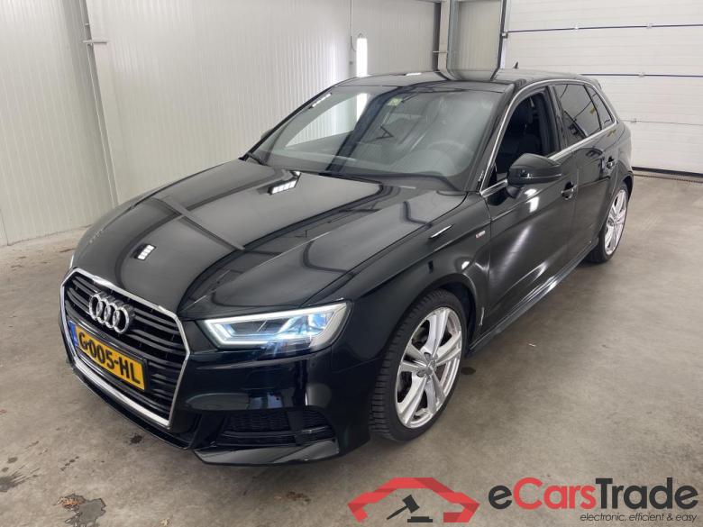 Audi A3 Sportback 12-19 Audi A3 Sportback 35 TFSI S tronic Advance Sport 5d