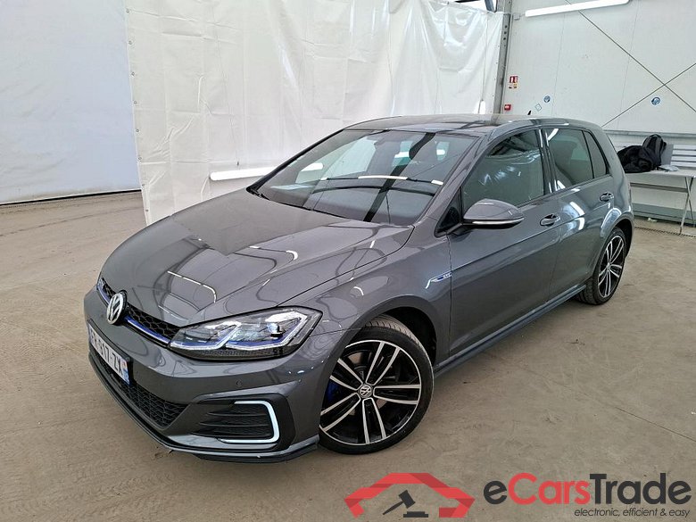 Volkswagen 1.4 TSI Hybride Rechargeable 204ch GTE DSG6 Golf VII Berline GTE Start-Stopp 1.4 TSI 205CV BVA6 E6d