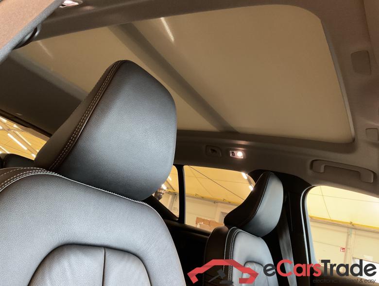 VOLVO XC40 1.5 T2 Inscription Geartronic #3