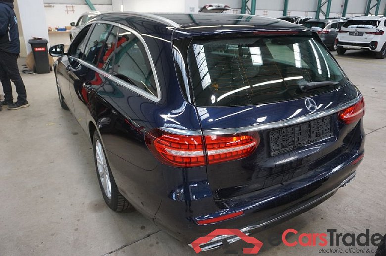 Mercedes E-Class Wagon ´16 E -Klasse T-Modell E 220 d 4Matic (213.205)Avantgarde 143KW AT9 E6d #4
