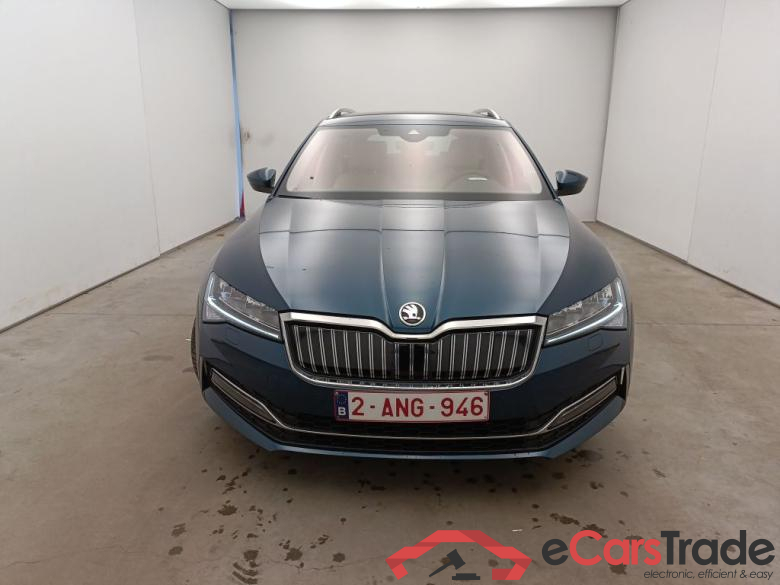 Skoda Superb Combi 1.4 TSI iV 160kW DSG6 Clever+ 5d