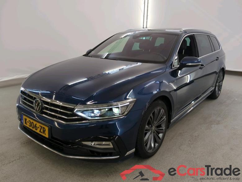 Volkswagen Passat Variant '14 Volkswagen Passat Variant 2.0 TSI 7-DSG R-Line Business+ 5d #1