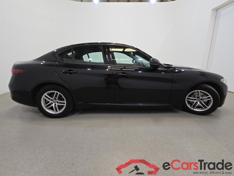 Alfa Romeo Giulia 2.2d Aut. Navi KeylessGo Camera Klima PDC ... #5