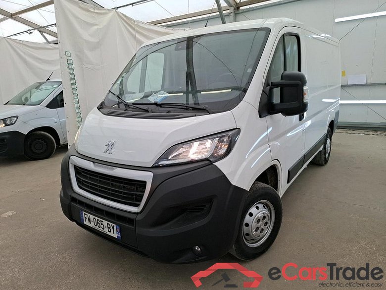 Peugeot BlueHDi 120 S&S ASPHALT 330 L1H1 PEUGEOT Boxer / 2014 / 4P / Fourgon tôlé BlueHDi 120 S&S ASPHALT 330 L1H1 #1