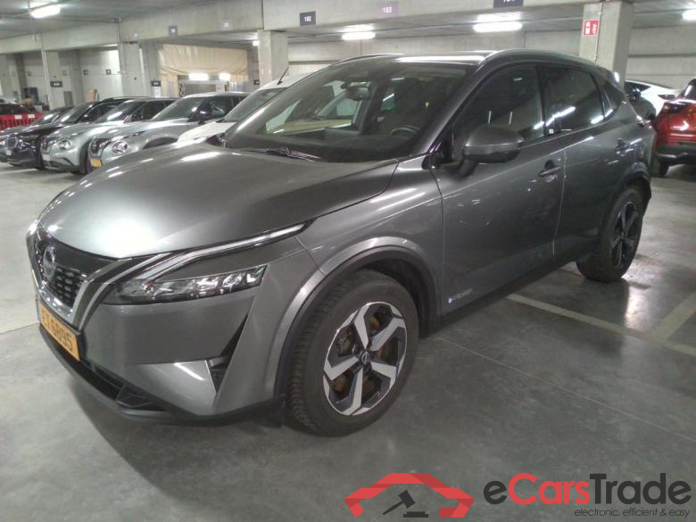 QASHQAI MY22 Mild-Hybrid EPWR 2WD N-connecta  Design Pack        