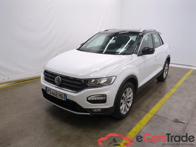Volkswagen 1.5 TSI 150 EVO LOUNGE BUSINESS VOLKSWAGEN T-Roc / 2017 / 5P / SUV 1.5 TSI 150 EVO LOUNGE BUSINESS