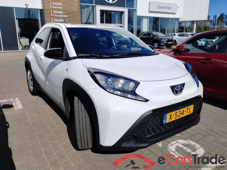 TOYOTA Aygo X 1.0 VVT-i MT Play #2