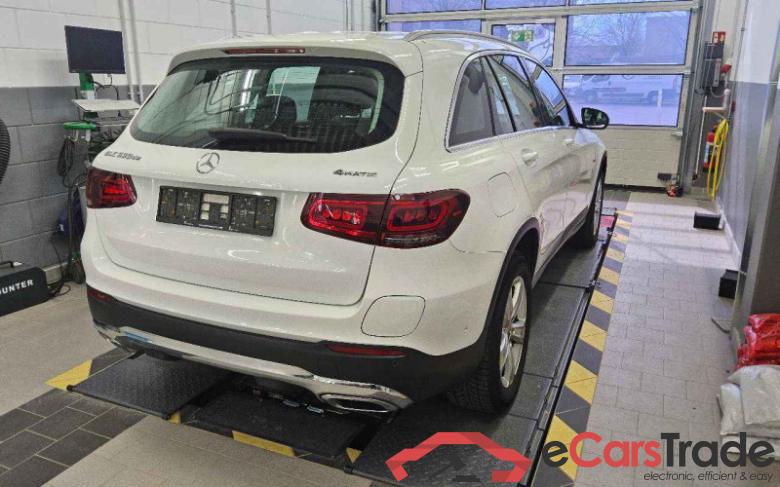 Mercedes-Benz GLC -Klasse (BM 253)(06.2015->) DE - SUV5 GLC 300 de EU6d, de 4Matic (EURO 6d), (Facelift) 2020 - 2022 #3