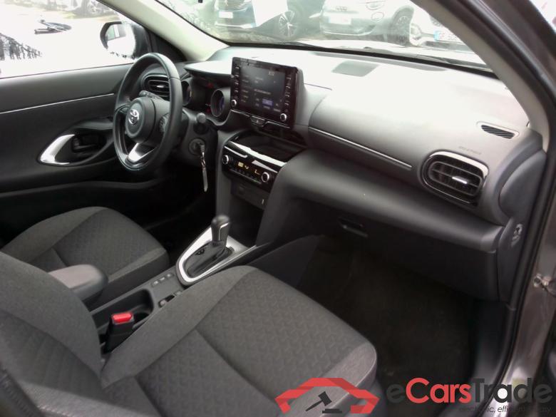 YARIS CROSS HY 116H MY 22 RSK #5