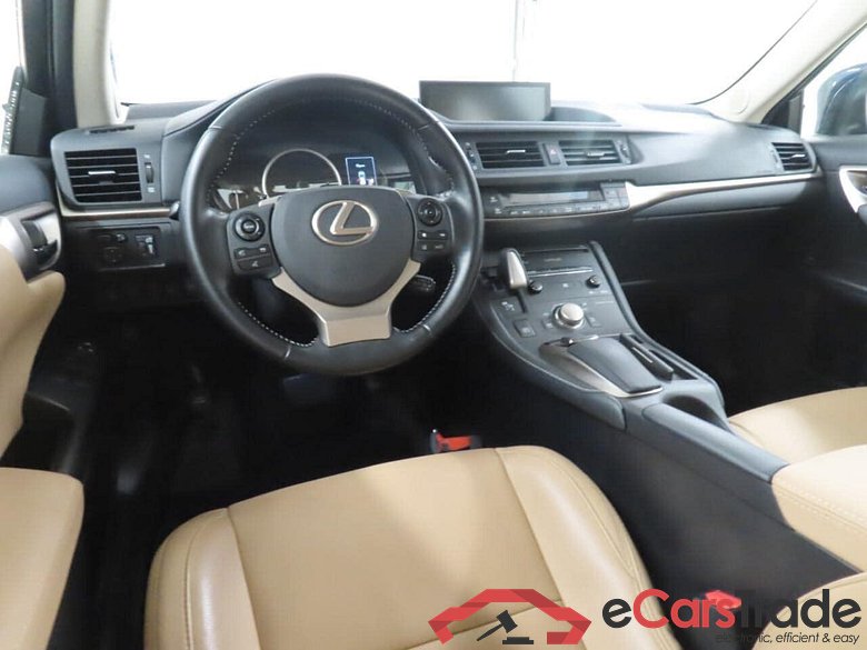 Lexus CT 200h Edition 30 #2