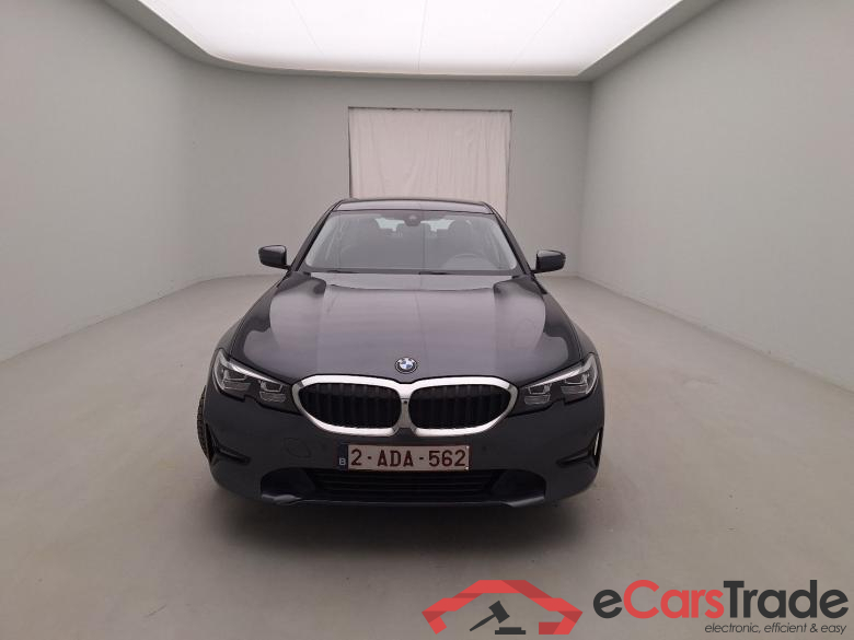 BMW, 3-serie '18, BMW 3 Reeks Berline 318dA (110 kW) 4d