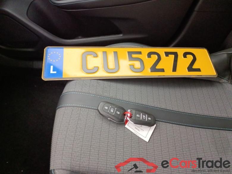 PEUGEOT 2008 - 2020 1.2 PureTech 130 Allure Pack S&S (EU6.3) 5d #4