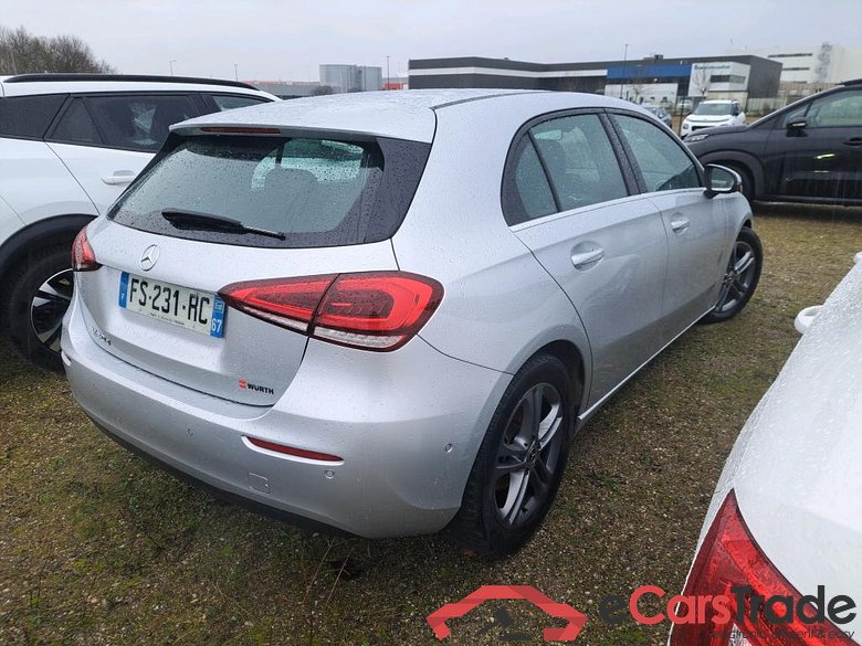 Mercedes A 180 d Business Line 7G-DCT MERCEDES-BENZ Classe A Compact / 2018 / 5P / Berline A 180 d Business Line 7G-DCT #3