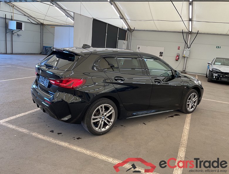 BMW 118 Hatch 118i OPF #2