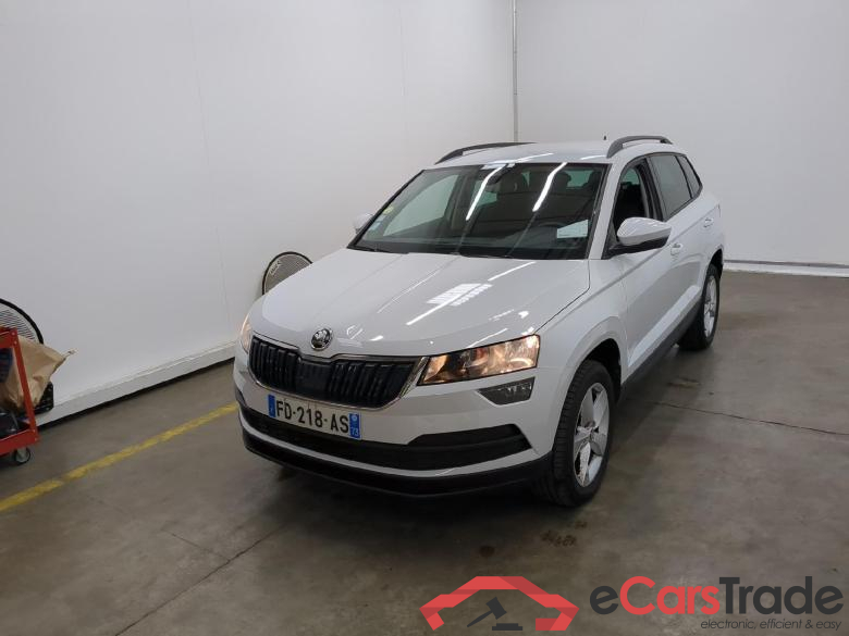 Skoda 1.6 TDI 116ch DSG7 Business Karoq Business 1.6 TDI 115CV BVA7 E6dT