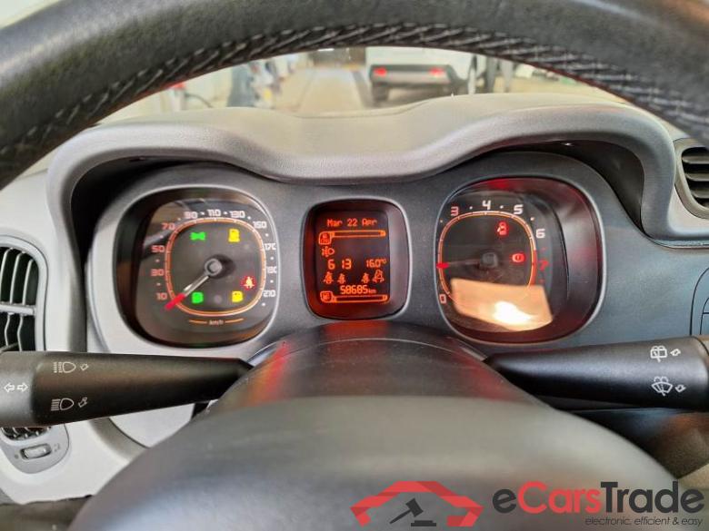 Fiat 18 FIAT PANDA / 2011 / 5P / BERLINA 0.9 TWINAIR TURBO NATURAL POWER LOUNGE #4