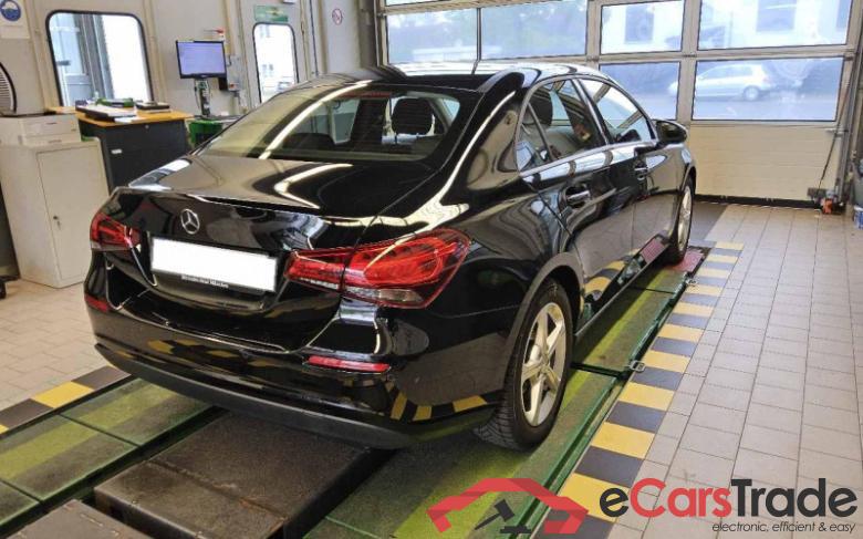 Mercedes-Benz A -Klasse Lim. (BM 177)(08.2018->) DE - Lim4 A 180 d EU6d-T, Lim. (EURO 6d-TEMP), 2018 - 2020 #3