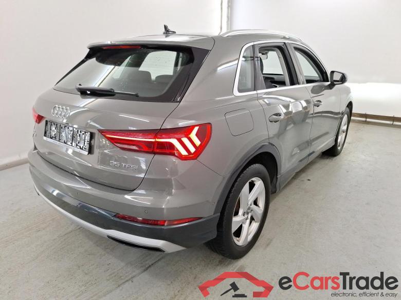 AUDI Q3 - 2019 35 TFSI Advanced S tronic Assistance Platinum #4