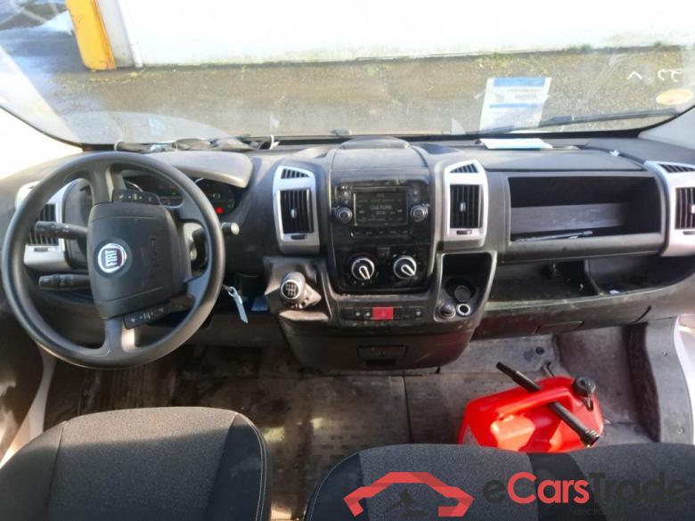 Fiat 3.5 L 2.3 Multijet 130 Pack Pro Nav FIAT Ducato SC VU 2p Châssis cabine 3.5 L 2.3 Multijet 130 Pack Pro Nav #5