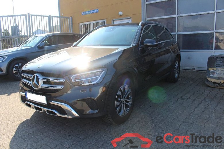 Mercedes GLC ´15 GLC -Klasse GLC 220 d 4Matic (253.915) 143KW AT9 E6d #1