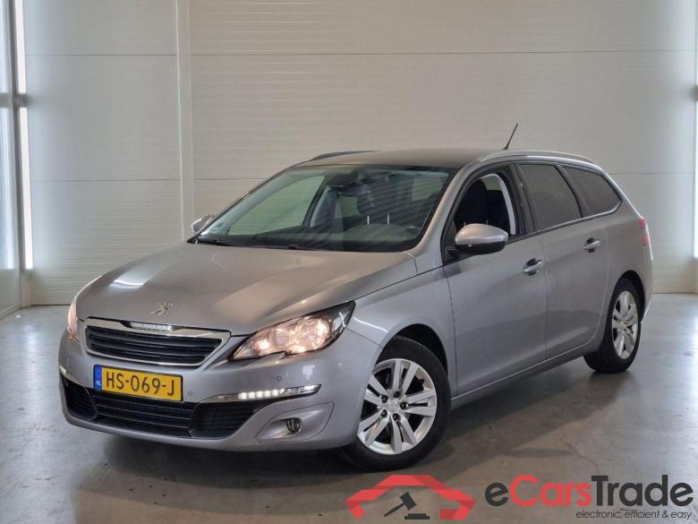 PEUGEOT 308 SW 1.2 PureTech Blue Lease Executive #1