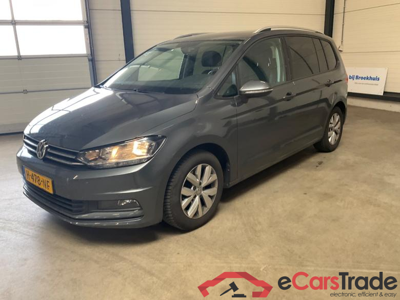 VOLKSWAGEN TOURAN 1.5 TSI Comf.lBns 7p