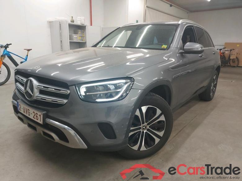 MERCEDES - MER GLC 300 de 4MATIC 306PK DCT Advantage With Heated Seats & Towing Hook #1
