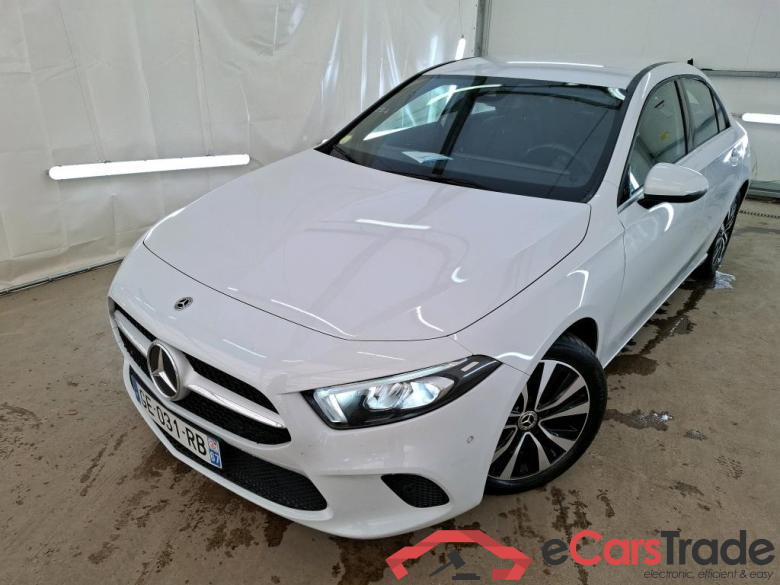 Mercedes A 200 d Business Line 8G-DCT MERCEDES-BENZ Classe A Berline / 2018 / 4P / Berline A 200 d Business Line 8G-DCT