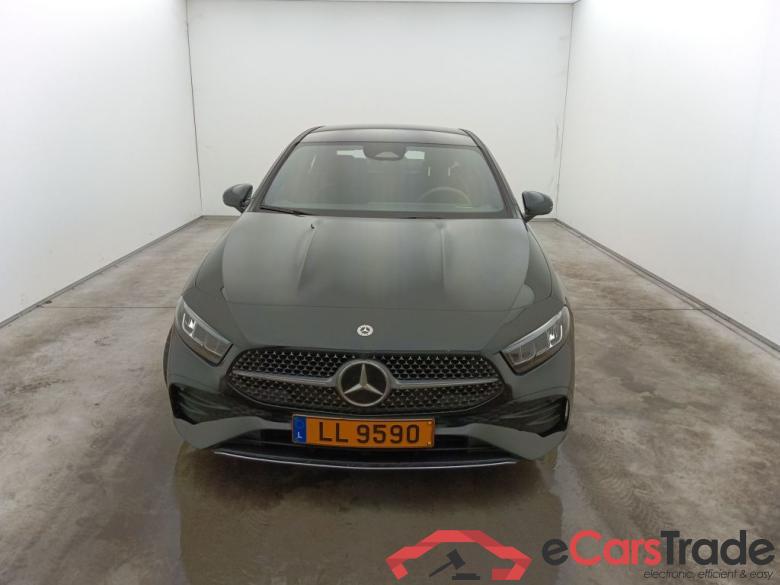 MERCEDES CLASSE A SEDAN (V177) - 2023 A 250 e PHEV AMG Line (160 kW) 4d #1