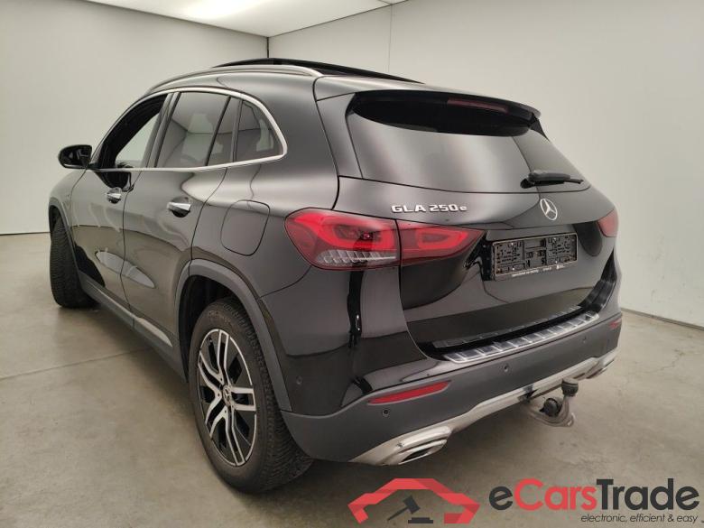 MERCEDES CLASSE GLA - 2020 GLA 250e 262 (160+102) Business Solution 5d Auto #4