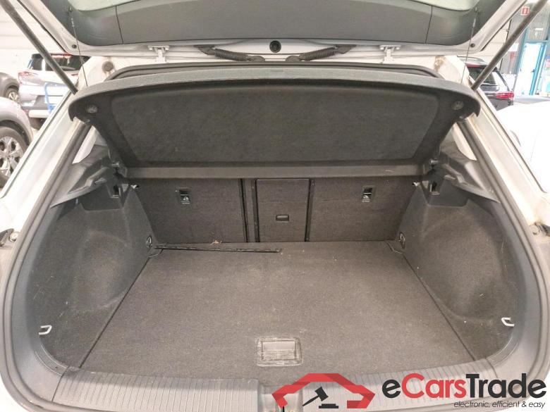 Volkswagen T-Roc 1.0 TSI Style Navi Klima PDC ... #6