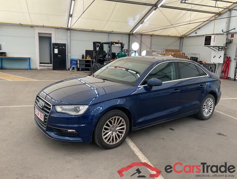 AUDI A3 Sedan 2.0 TDi Ambiente S tronic