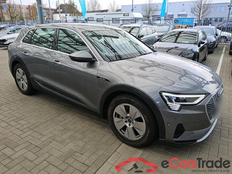 Audi 55 quattro advanced E-tron #2