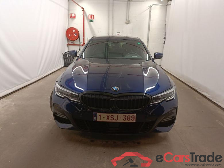 BMW 3 Reeks Berline 318dA (100 kW) 4d