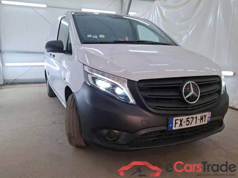 Mercedes 114 CDI Compact Pro MERCEDES-BENZ Vito Compact / 2020 / 4P / Fourgon tôlé 114 CDI Compact Pro #4