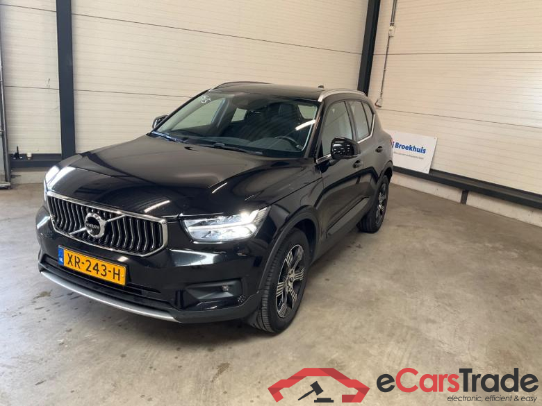 VOLVO XC40 2.0 T4 Inscript.