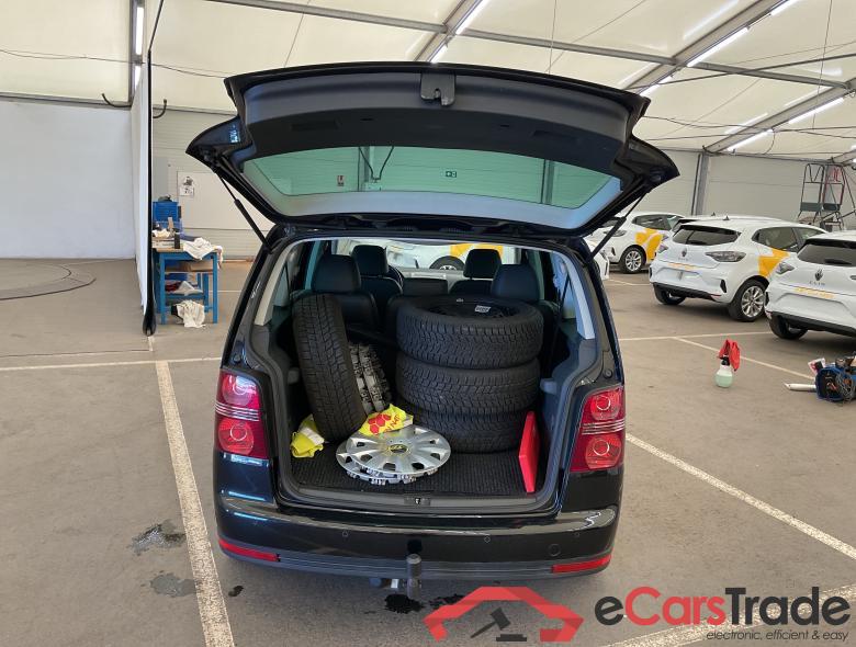 VOLKSWAGEN Touran HIGH TDI 105 HP DSG #5