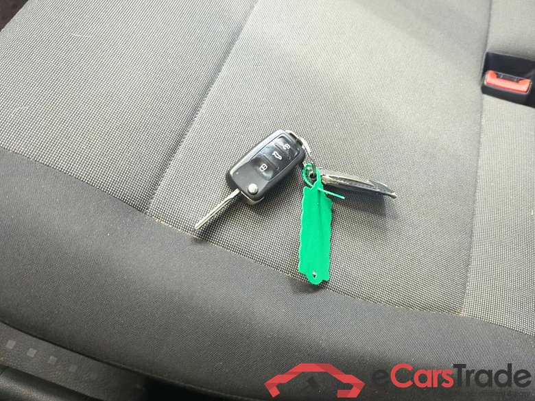 Volkswagen T6 / Multivan FL'19 Volkswagen Multivan 2.0TDI 110kW Comfortline 7-DSG L2H1 31 4d #4