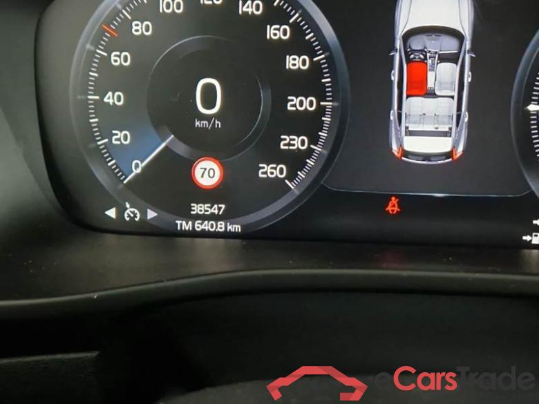 Volvo 228 VOLVO XC40 / 2017 / 5P / SUV T5 PLUG-IN HYBRID AUTO RECH INSCRIP EXPR #4