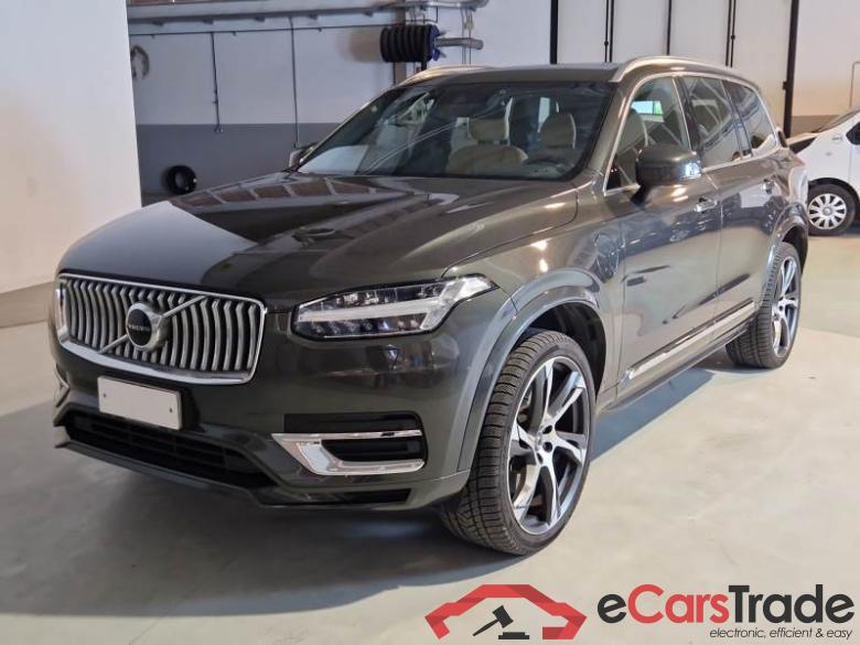 Volvo 98 VOLVO XC90 / 2014 / 5P / SUV T8 AWD PLUG-IN 7P RECHARGE INSCR.