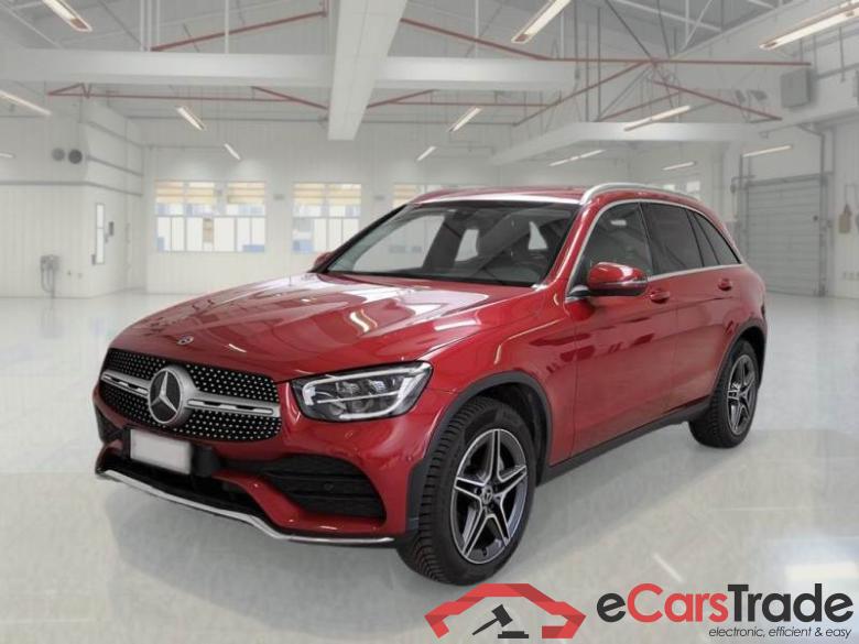 Mercedes 14 MERCEDES-BENZ GLC / 2019 / 5P / SUV 300 D 4MATIC PREMIUM AUT.