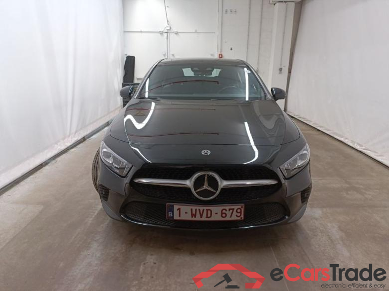 Mercedes-Benz A-Klasse A 180 d DCT Launch Edition 5d