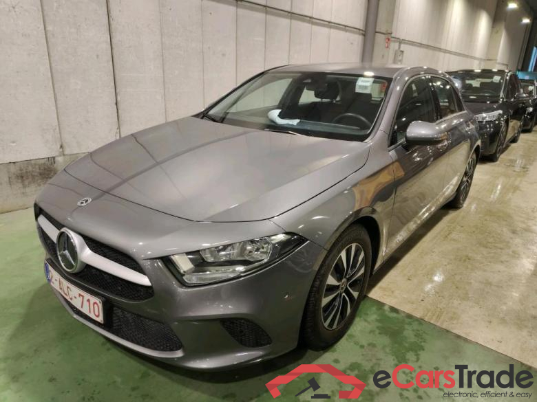 MERCEDES-BENZ CLASS A (W177) A 160 Business Solution