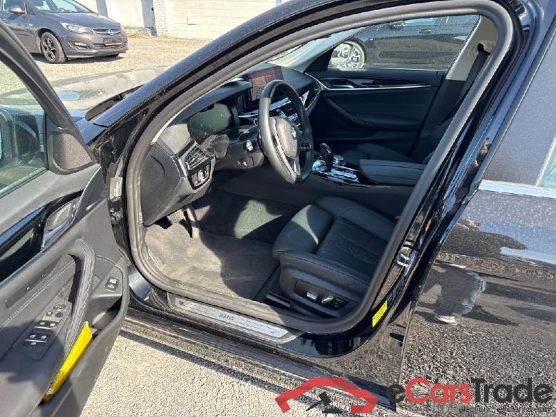 BMW 5-Serie Touring ´16 Baureihe 5 Touring 530 d 3.0 210KW AT8 E6d #4