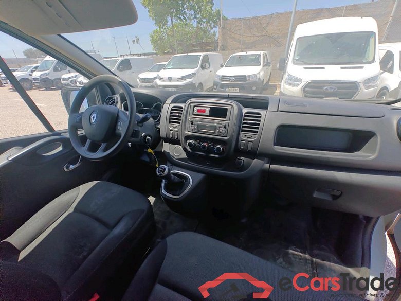 Renault Furgón 27 L1H1 Energy BluedCi 88 kW RENAULT Trafic / 2019 / 4P / furgón Furgón 27 L1H1 Energy BluedCi 88 kW  Isotermo + Equipo de frio #3
