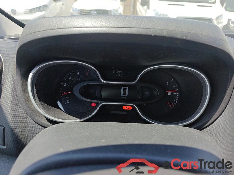 Renault Furgón 27 L1H1 Energy BluedCi 88 kW RENAULT Trafic / 2019 / 4P / furgón Furgón 27 L1H1 Energy BluedCi 88 kW  Isotermo + Equipo de frio #4