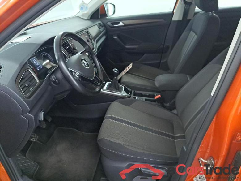 Volkswagen T-Roc 1.0 TSI Style Navi Klima PDC ... #5