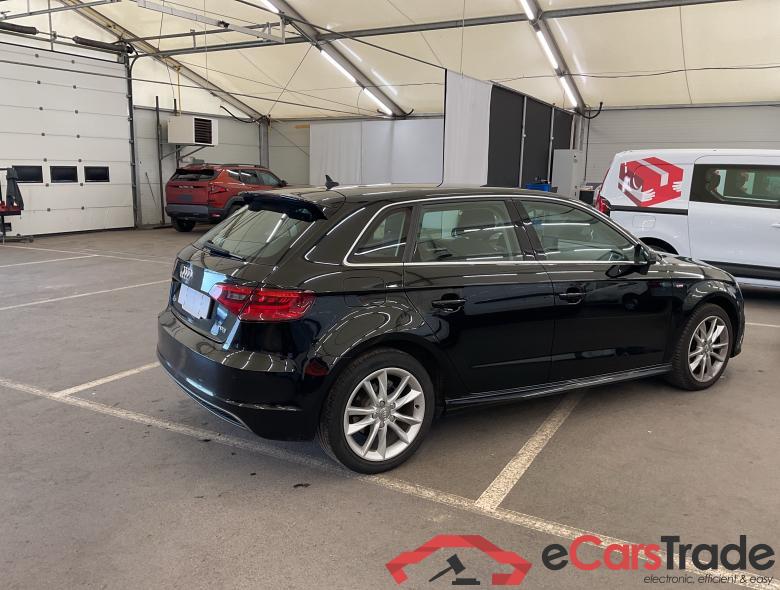 AUDI A3 Sportback Audi A3 Sportback Attraction 1.2 TFSI  81(110) kW(ch) 6 vitesses #2