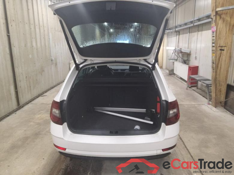 Skoda Octavia Combi - alt Octavia Combi Style 2.0 TDI 110KW AT7 E6dT